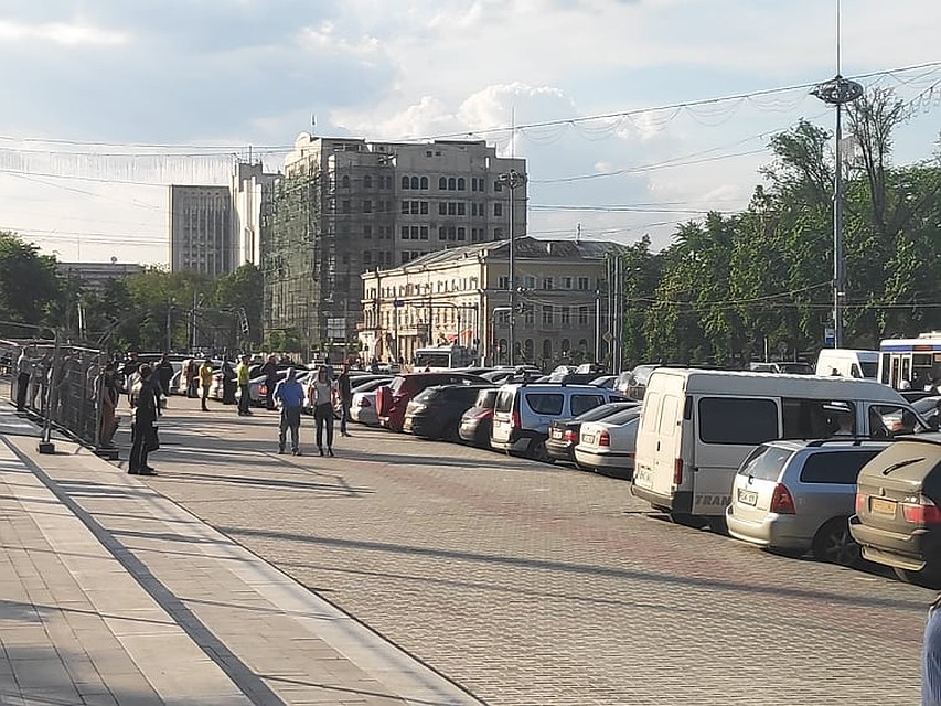 Наша люди, к сожалению, больше активны в соцсетях. Фото: Сергей СЕДЛЕЦКИЙ