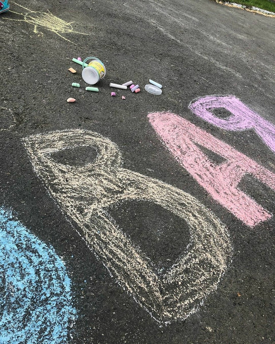 В школе учится 1600 человек при том, что она рассчитана на 830 Фото: Instagram dashaleush