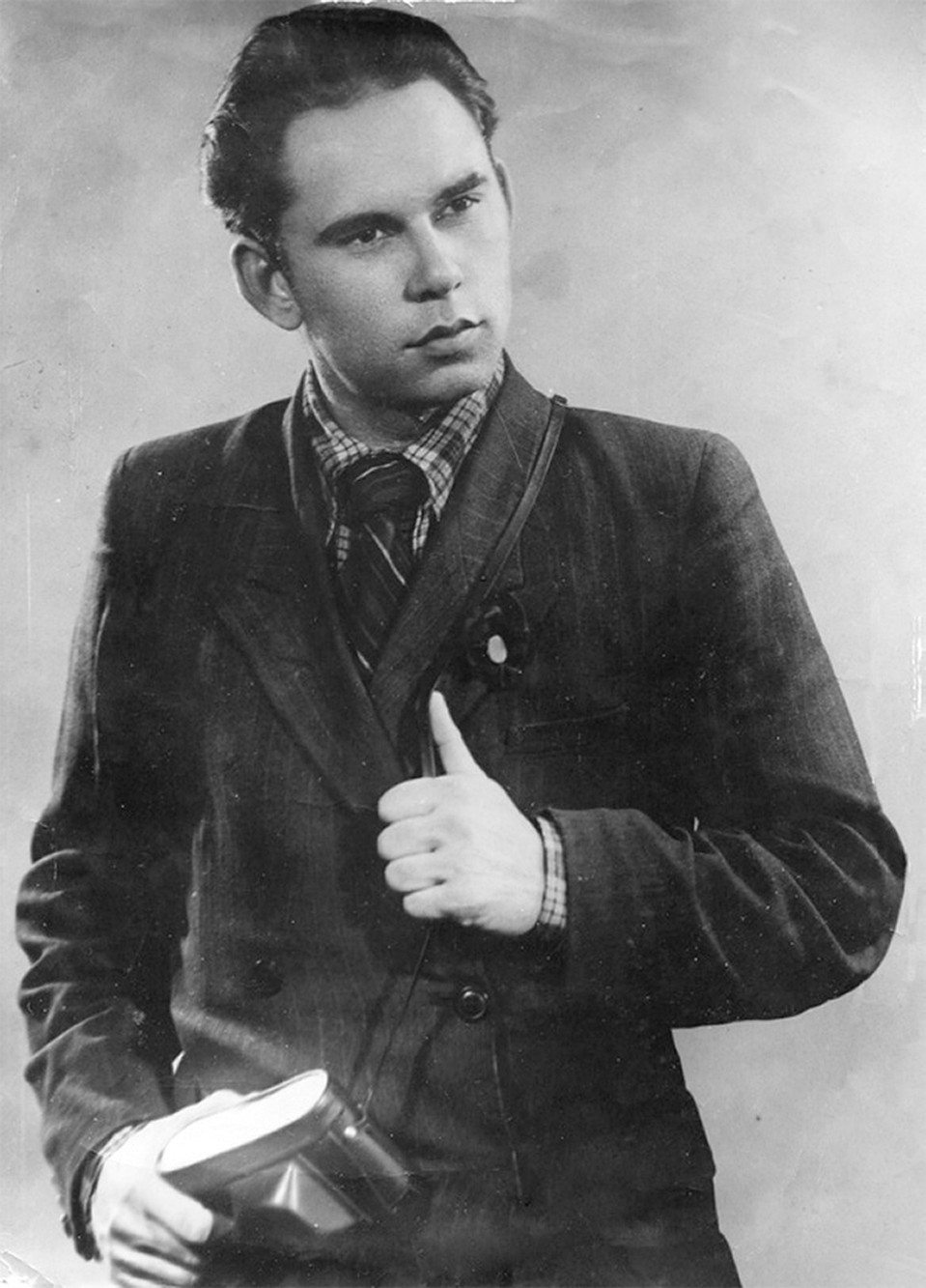 Василий Песков в годы работы фотографом. Воронеж. 1951–1953. Из личного архива Василия Пескова