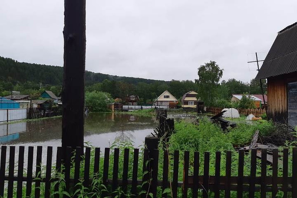 Вода продолжает прибывать. Фото: ГУ МЧС по Иркутской области