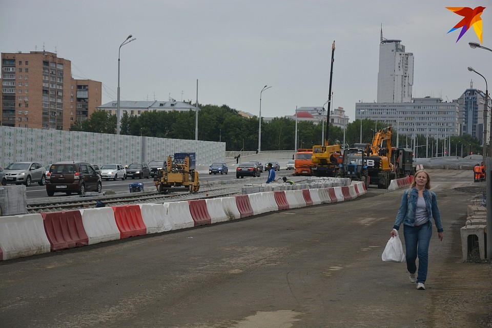 Ездить по реконструируемой части моста, как это было раньше, нельзя Фото: Галина Соловьева