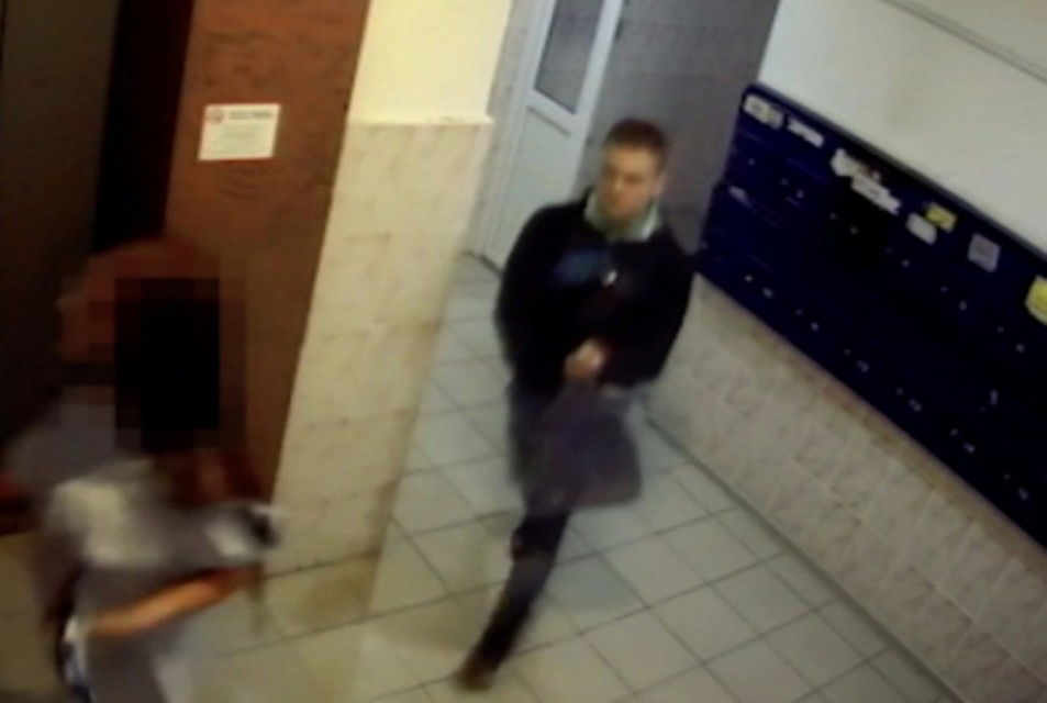 Злоумышленник следил за курянкой еще на улице Фото: УМВД России по Курской области.