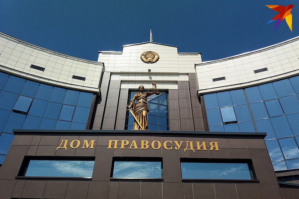 Решение областного суда житель Барановичей будет обжаловать у председателя суда. Фото: Оксана БРОВАЧ