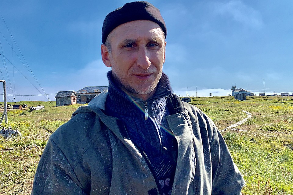 Начальник маяка Роман Гейкин Фото: Александр МИЛКУС