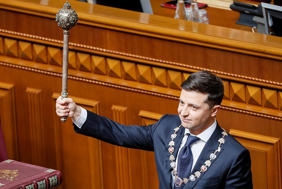 Владимир Зеленский во время церемонии принятия присяги в зале Верховной рады. Фото: REUTERS