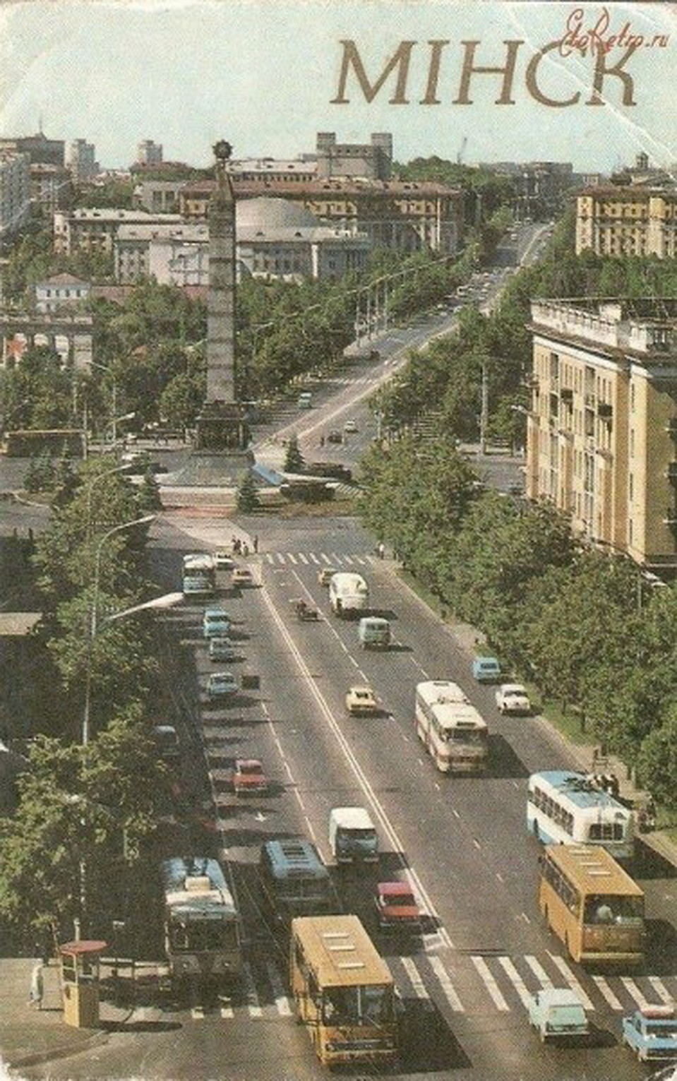 В советские годы вдоль проспекта Независимости росли пышные деревья. Фото: Георгий Лихтарович.