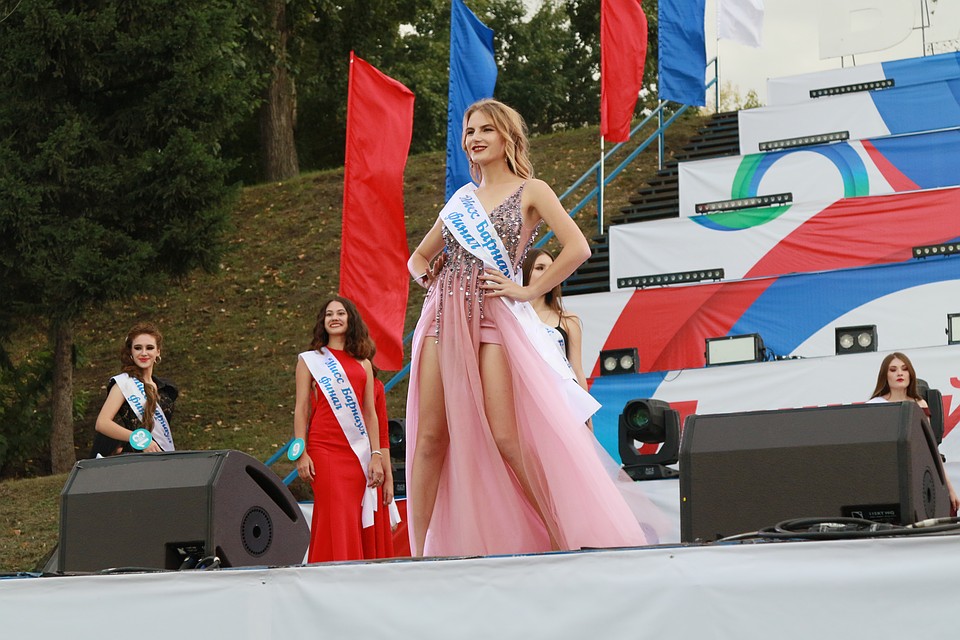 "Мисс Барнаула 2019" Фото: Олег УКЛАДОВ