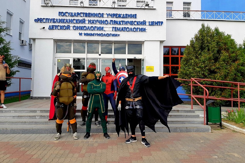 Вся команда супергероев в сборе!