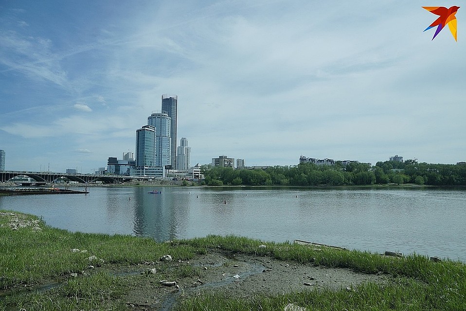 Площадка за Макаровским мостом может получить новый собор Фото: Алексей БУЛАТОВ
