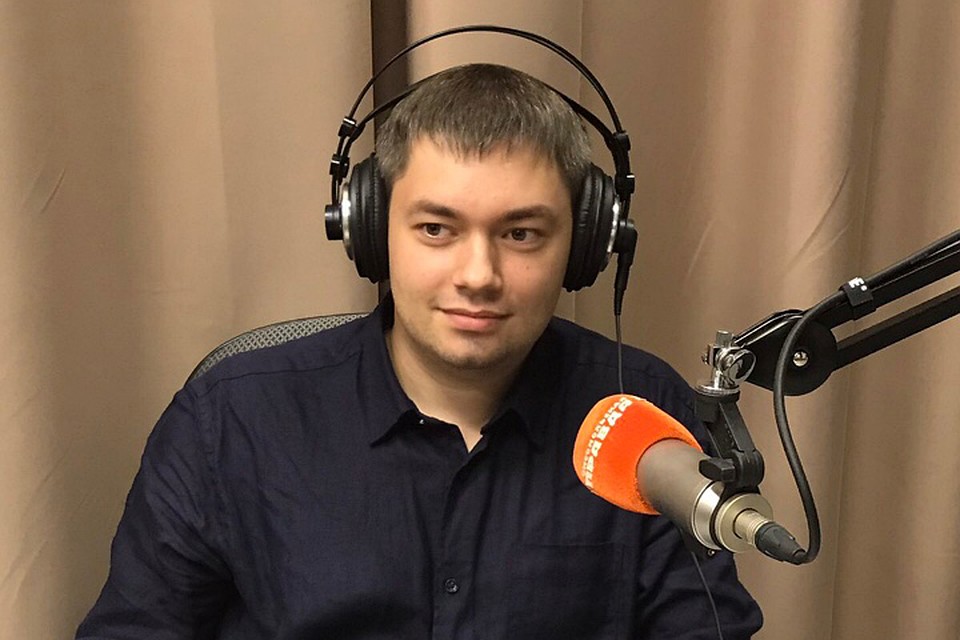 На Радио "Комсомольская правда" Константин Мельников