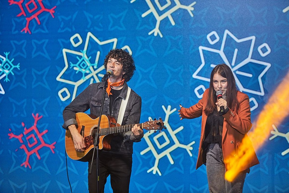 На сцене премии «МедиаПерсона года» выступила группа «NaviBand». Фото: Павел МАРТИНЧИК