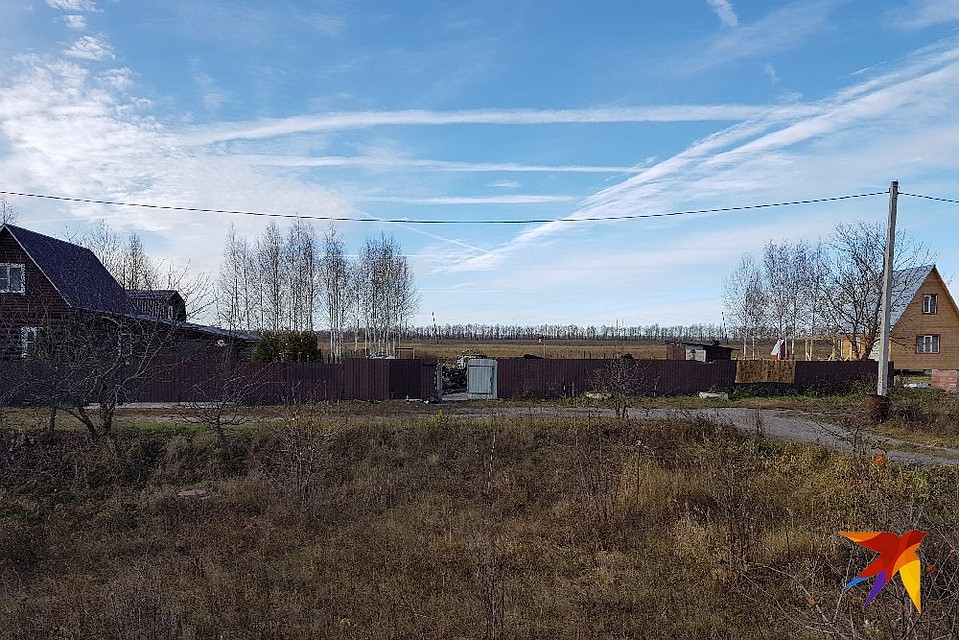 Дом №59д по улице Святозерской с дороги больше не видно. Фото: Александр ЕФАНОВ