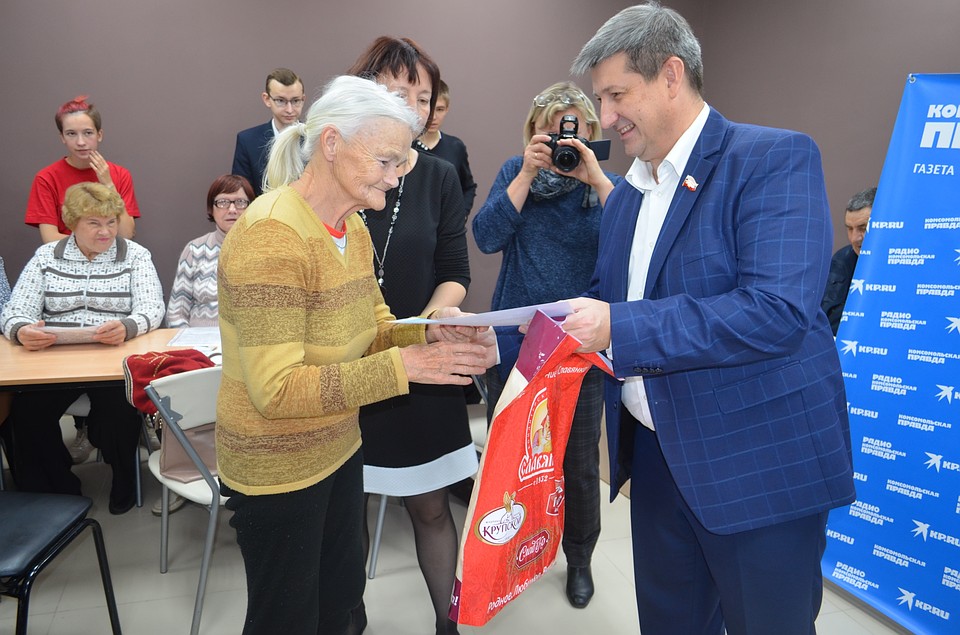 Все участники "Географического диктанта" получили дипломы и подарки. Фото: Никита Пасмурный