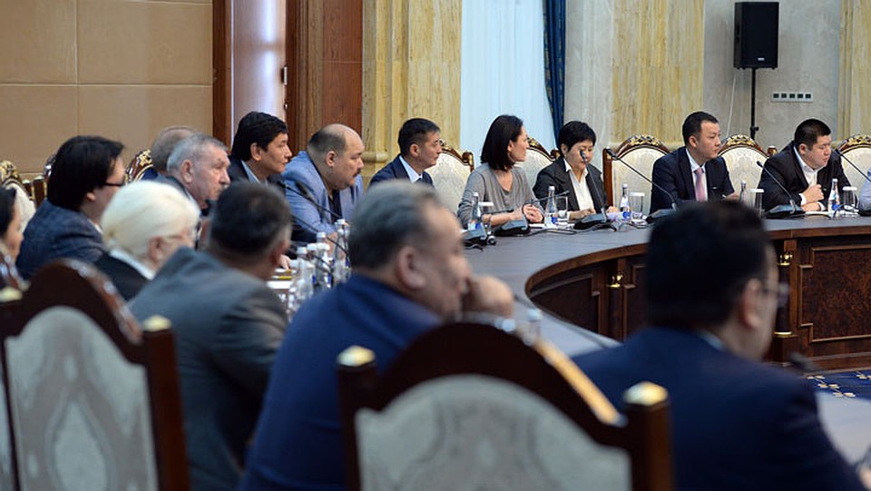 На встречу с президентом пригласили 45 представителей СМИ. Фото: Султан ДОСАЛИЕВ