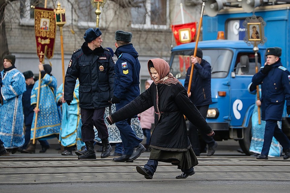 Крестный ход 4 ноября 2018 года. Фото: Валерий ЗВОНАРЕВ.
