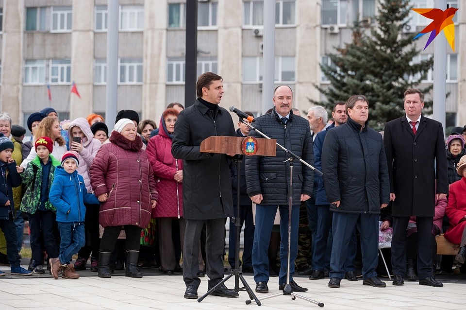 Губернатор Орловской области Андрей Клычков: "Мы постаралась превратить площадь Содружества в современное городское пространство" Фото: Вячеслав КОВАЛЕНКО