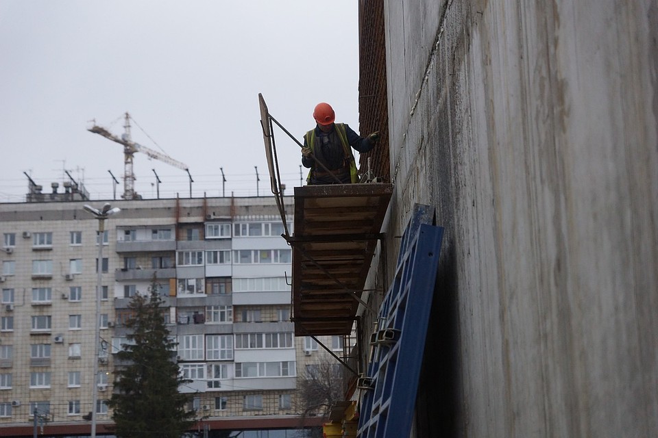 Сначала жильцы жаловались на шум и пыль от стройки, но сейчас все вопросы удалось решить Фото: Светлана МАКОВЕЕВА
