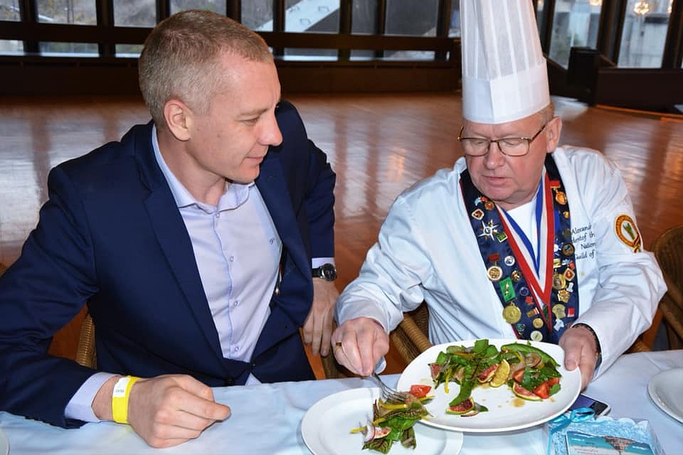 Президент поварской гильдии до сих пор помнит крымские огурцы Фото: Анна КИРИЕНКО