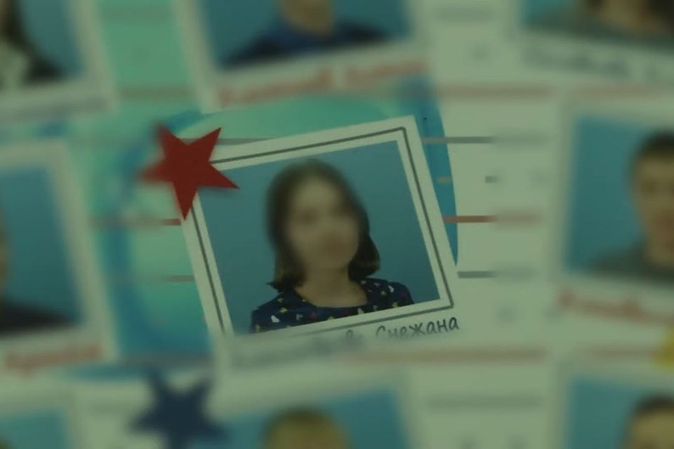 Фотограрфий девочек нигде нет, только на общем школьном фото. Фото: vn.ru.