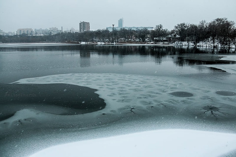 Ледяной праздник от первого городского пруда. Фото: Александр Коваленко