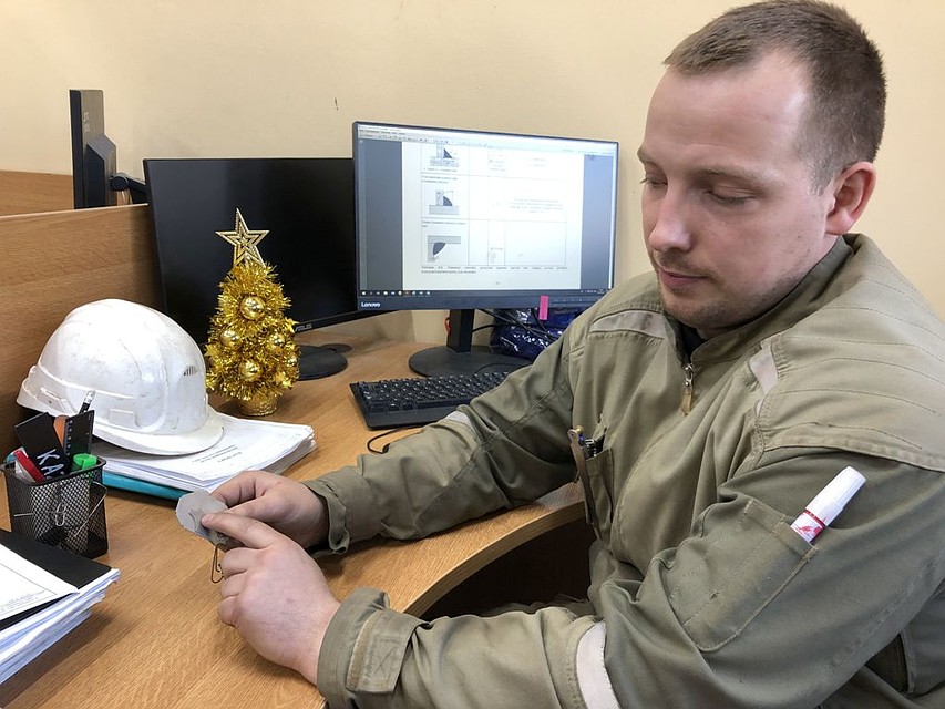Универсальный шаблон сварщика — скромный инструмент, но в грамотных руках позволит избежать больших проблем. Автор фото: ОЛЬГА ОВСЯННИКОВА
