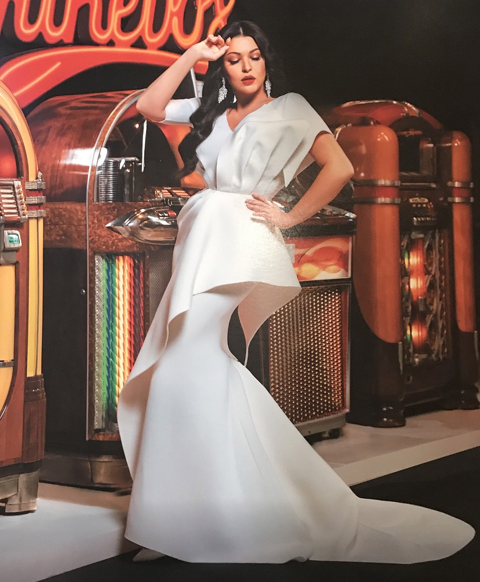 Февраль - Ирина Дубцова.