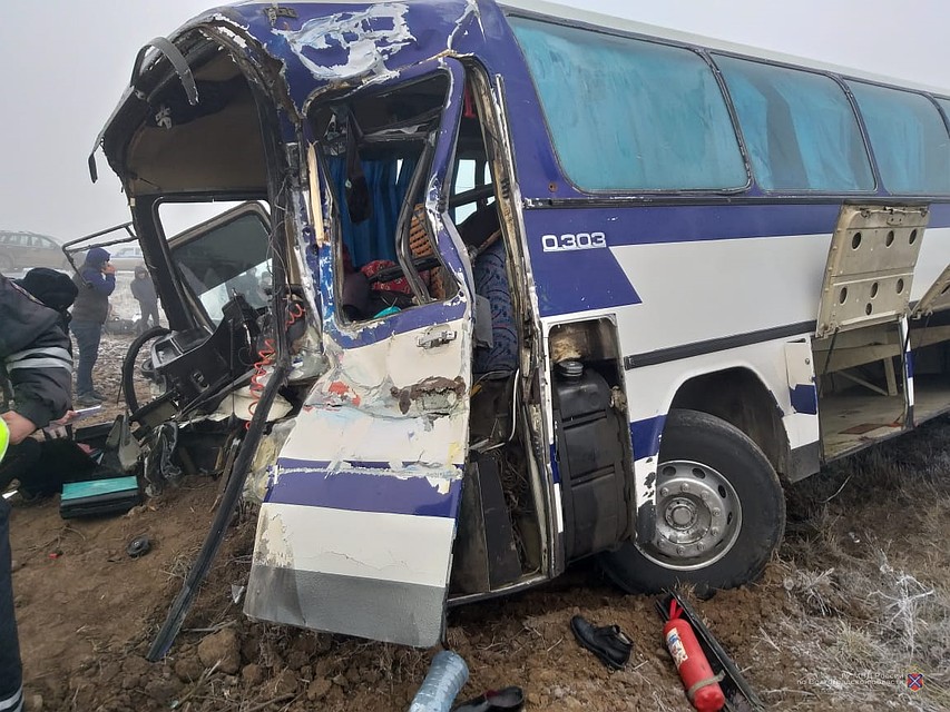В автобусе находились 56 граждан Республики Узбекистан, которые возвращались на родину. Фото: ГУ МВД по Волгоградской области