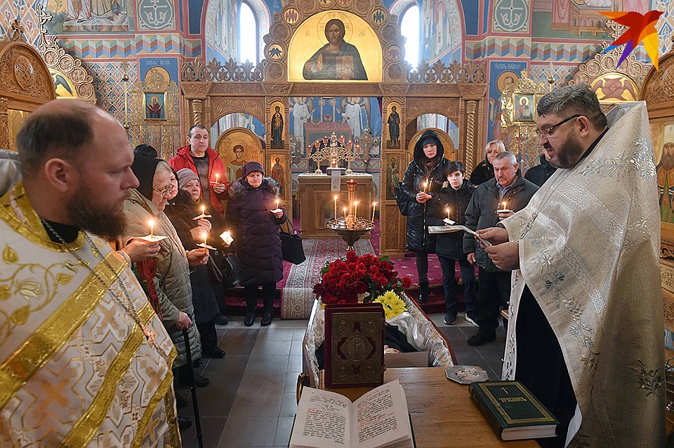 Отпевали Руслана в церкви Николая Чудотворца в поселке Привольный Фото: Виктор ДРАЧЕВ
