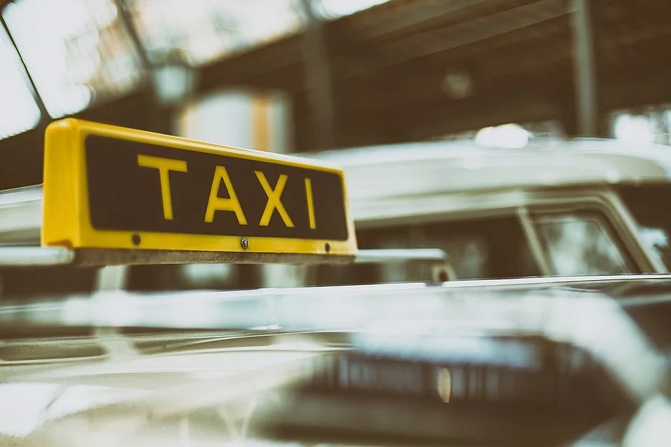 В такси пообещали девушке разобраться с ситуацией Фото: pixabay.com