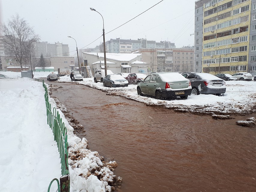 По улицам текли реки Фото: Анастасия Захарова
