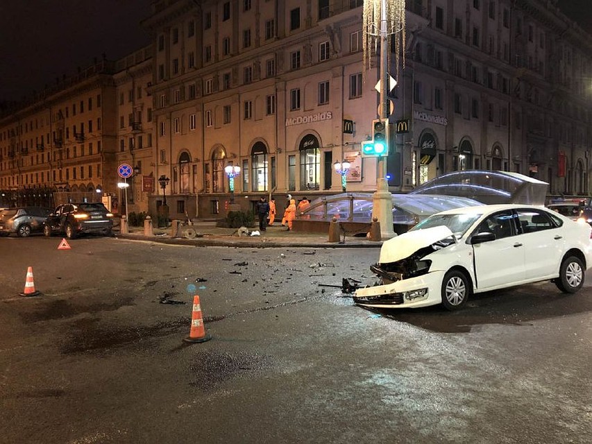 ДТП с тремя авто произошло утром в центре Минска. Фото: ГАИ