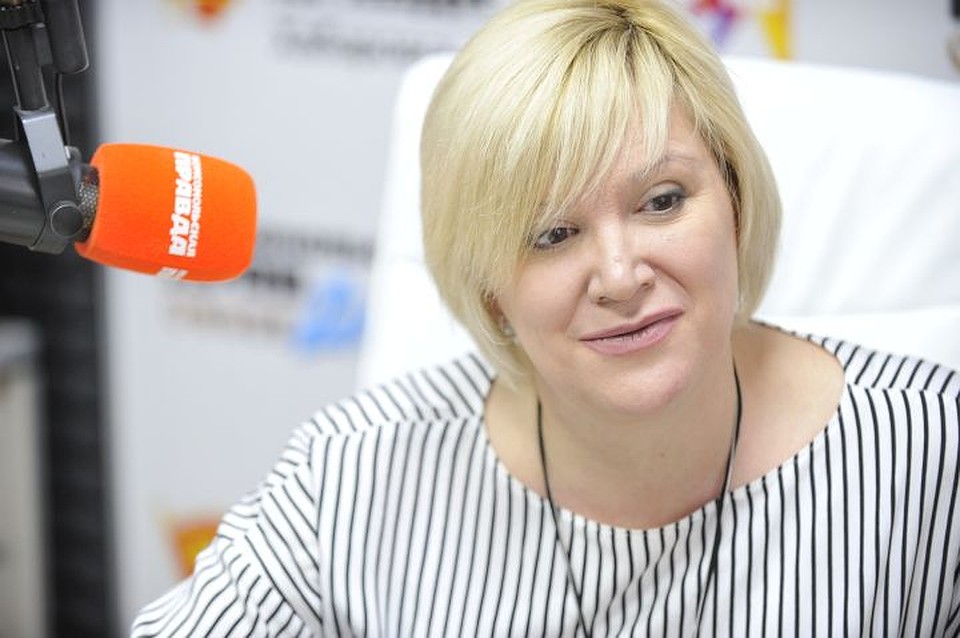 Музыкальный четверг с Ольгой Никиточкиной на радио «Комсомольская правда-Хабаровск» Фото: Сергей ПЯТКОВ