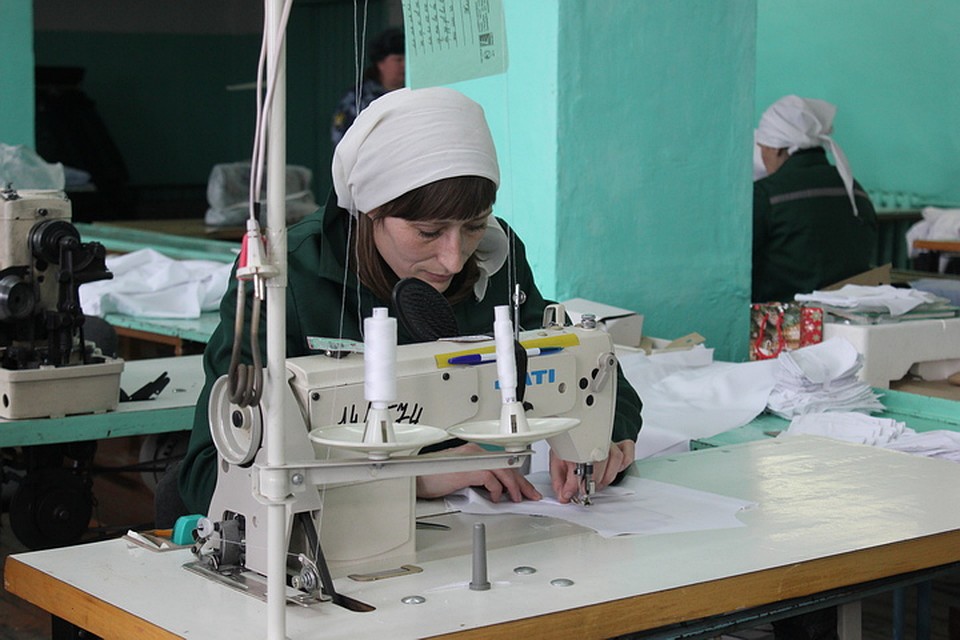 В колонии под Хабаровском выполняют крупнейшего в истории заведения заказа для краевой полиции Фото: Борис КОКУРИН