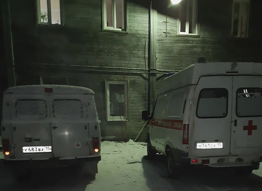 Свет в пункте "скорой помощи" горел, но дверь никто не открывал Фото: предоставлено Мариной Авериной
