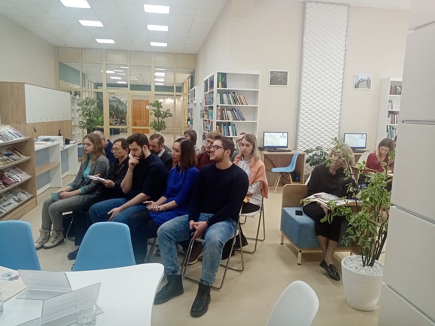 Круглый стол по теме «Экология в городе и крае» Фото: из архива компании