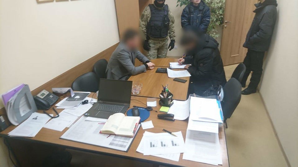 С обысками в региональное минимущества пришли 21 февраля. Фото: СКР по Мурманской области