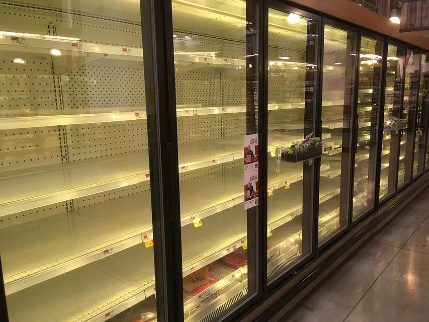 Пустые холодильники для замороженных мясных полуфабрикатов. Фото: REUTERS