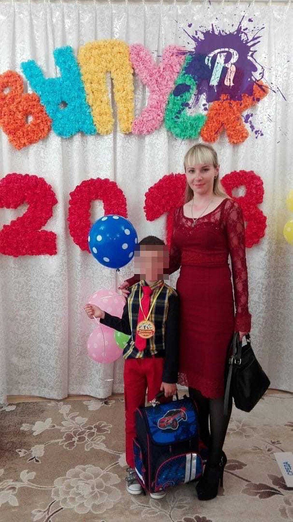 У Полины осталось трое детей, младшей дочке всего полгода. Фото: vk.com