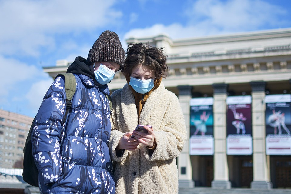 С помощью приложения SmartMed вы сможете получить ответы на свои вопросы от квалифицированных врачей, терапевтов, педиатров или узких специалистов. Фото: Алена МАРТЫНОВА