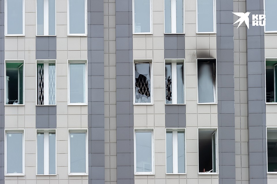 Огонь вспыхнул в палате реанимационного отделения, где лежали четверо человек. Фото: Олег ЗОЛОТО