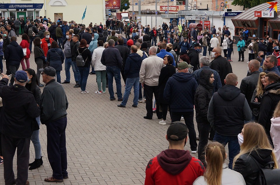 На пикете в Гомеле собралось больше тысячи человек Фото: Павел МИЦКЕВИЧ