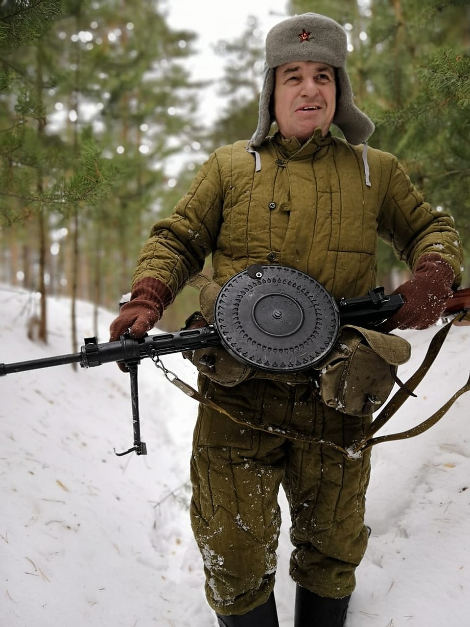 Михаил Суханов