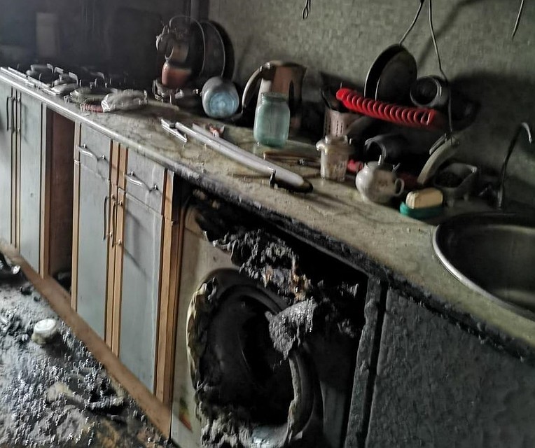 Труп мужчины нашли в квартире после пожара Фото: Предоставлено "Комсомолке"