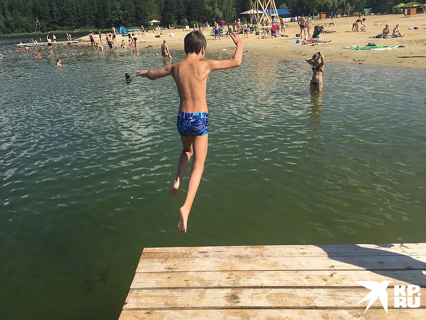 Температура воды - плюс 24. Фото: Павел КЛОКОВ
