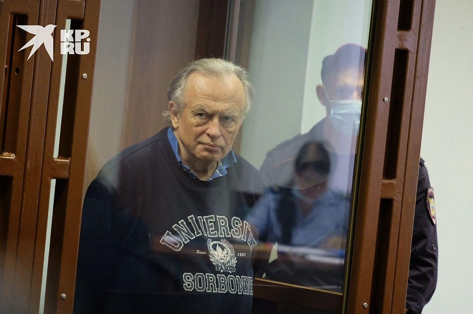 Соколов поначалу казался довольным на заседании Фото: Артем КИЛЬКИН