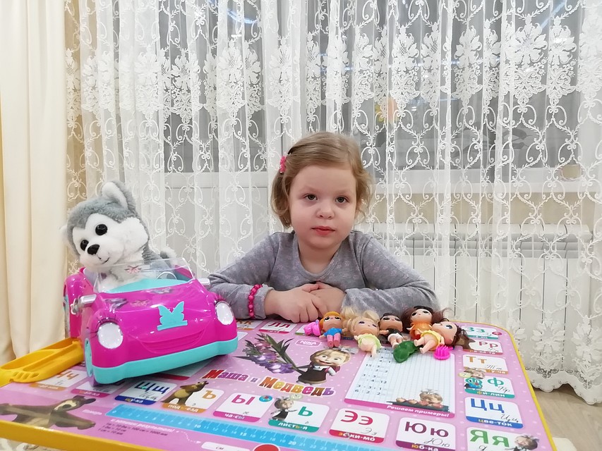 Семья Насти уже несколько лет пытается собрать необходимую сумму. Фото героев публикации.