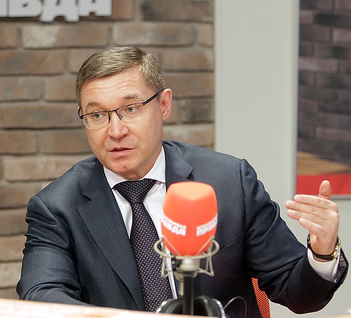 Владимир Якушев рассказал, что мешает нам строить жилье дешевле Фото: Александр ШПАКОВСКИЙ