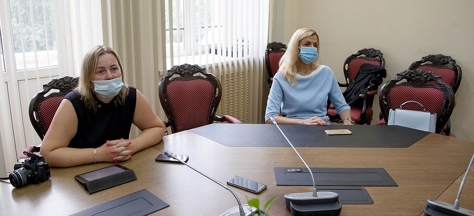 Представители прессы задали вопросы, которые волнуют абитуриентов и их родителей. Фото: пресс-служба ЮФУ.