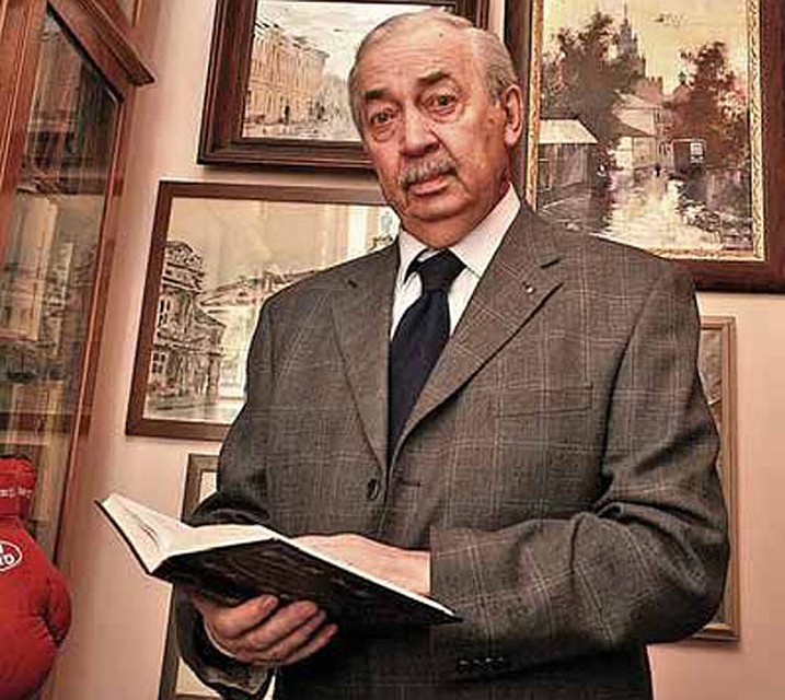Эдуард ХРУЦКИЙ