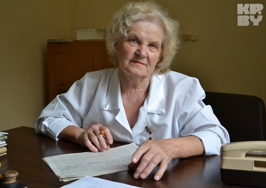 Нина Васильевна Гринь работает здесь с 26 лет. Сейчас ей 73 года.